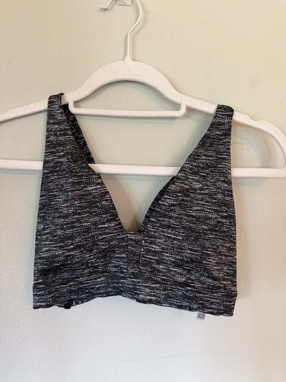 Victoria's Secret VSX Sport Strappy Plunge Sports Bra